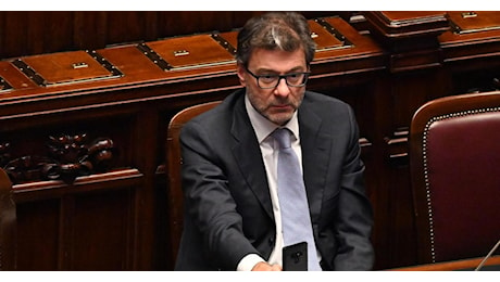 Giorgetti: «Sarà una manovra equilibrata. Sulle accise dibattito allucinante»