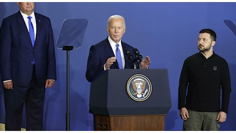Joe Biden scaricato dal leader dei dem: e i super donatori congelano 90 milioni finché resta in corsa per la Casa Bianca
