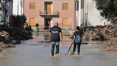 Diretta alluvione oggi in Romagna, il governo: “Ok a stato d’emergenza, in arrivo 20 milioni”. Priolo: “Gli sfollati si sono già sono dimezzati”