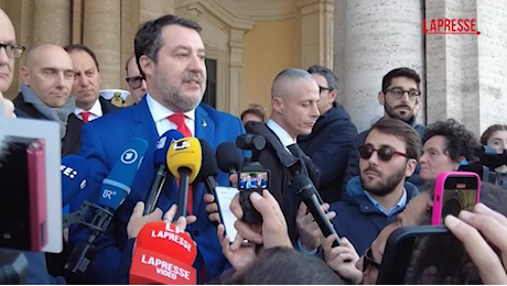 VIDEO Nuovo codice della strada, Salvini: “Soddisfatto al di là di polemiche cantanti e influencer