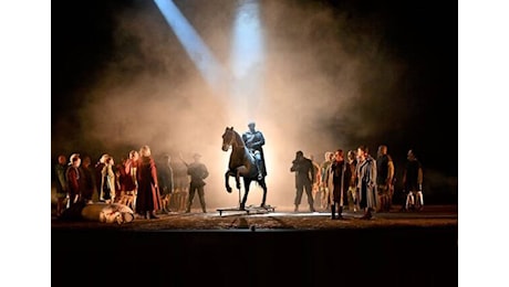 La Battaglia di Legnano al Teatro Regio di Parma, con una mostra di abiti storici del Palio