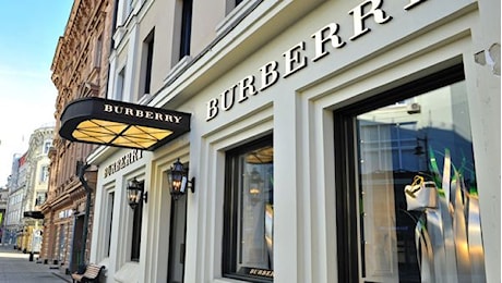 Londra: giornata depressa per Burberry