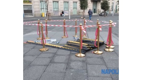 Piazza Municipio, svelata la nuova opera che sarà installata al posto del 'Pulcinella' di Pesce