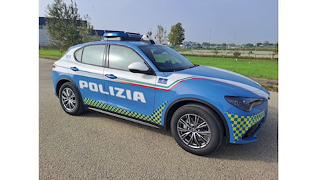 Il “Centauro alato” della Polizia Stradale spicca su Alfa Romeo Stelvio