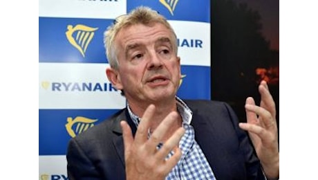 Ryanair: brusca frenata degli utili trimestrali. Tariffe materialmente più basse