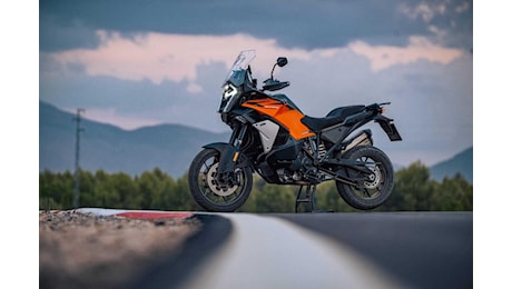 KTM 1390 Super Adventure S, S EVO, R a EICMA 2024 [VIDEO]