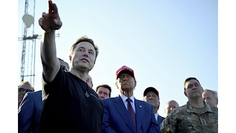 Elon Musk e Donald Trump insieme per il nuovo test di Starship