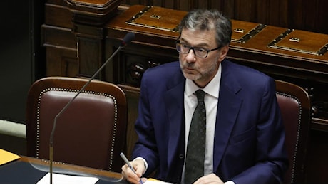 Taglio al cuneo e rigore nei conti, Giorgetti: «L'Italia torna responsabile»