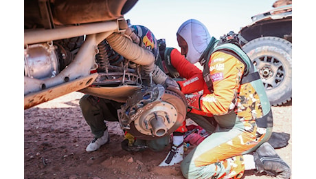 Dakar | Strategia Dacia: Al-Attiyah con meno peso, i ricambi li ha la Gutierrez