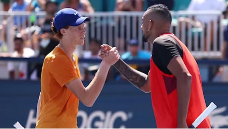 Perché odio Jannik Sinner? Ve lo spiego. Nick Kyrgios spara ancora sul doping contro il tennista, ma Angelo Binaghi lo stoppa: Servono imbecilli come lui, perché.... Si incontreranno in Australia?