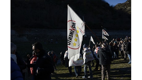 M5S, la zavorra dei sospetti e l’illusione dell’egemonia