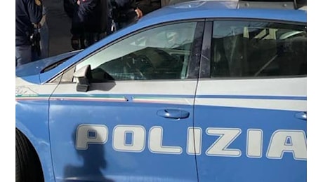 Bergamo, omicidio in centro: addetto sicurezza ucciso a coltellate. Caccia al killer