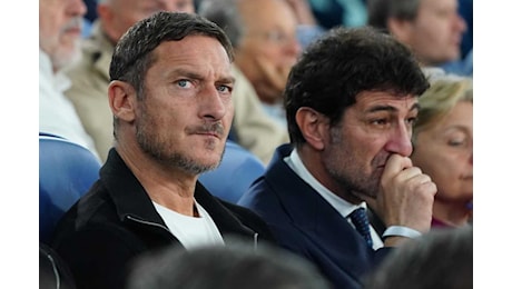 Francesco Totti, che stoccata in diretta: l’annuncio fa il giro del web