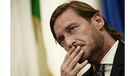 Totti compie 48 anni, il messaggio della figlia Isabel e la commozione del Capitano