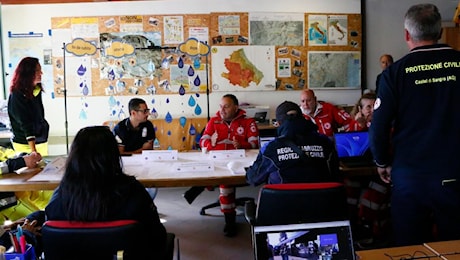 Protezione civile Abruzzo presente nell’area Flegrea. Esercitazione di evacuazione da Monte di Procida (Campi Flegrei) a Castel di Sangro