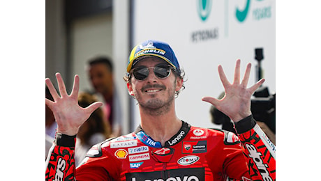 MotoGP, Bagnaia non molla. Il Mondiale si deciderà a Barcellona