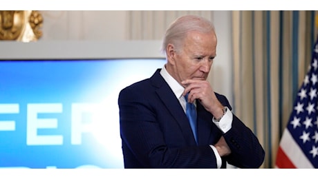 Elezioni Usa, un primo senatore democratico chiede a Biden di ritirarsi
