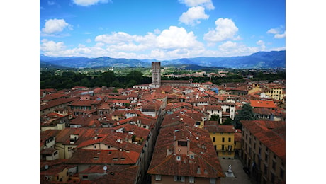 Torre Guinigi e Torre delle Ore, visita notturna nei giorni del Lucca Comics and Games