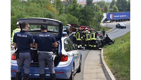 Potenza, morti tre giovani tifosi del Foggia di ritorno da una trasferta