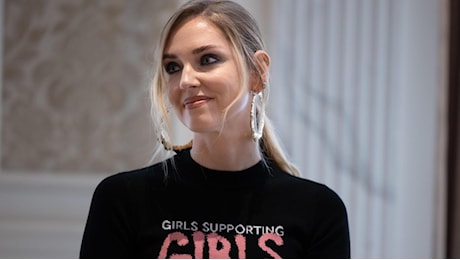 Chiara Ferragni e Giovanni Tronchetti Provera insieme a una festa di Halloween: abbracci e sguardi, la coppia non si nasconde più