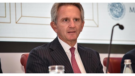 Nagel (Mediobanca) ricevuto a Palazzo Chigi, vede Caputi