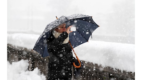 Cicloni sull'Italia e doppio attacco meteo, le previsioni di oggi