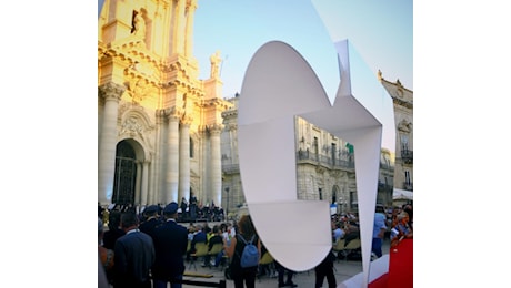 G7 di Siracusa, dalla stretta di mano al teatro greco: il programma di oggi