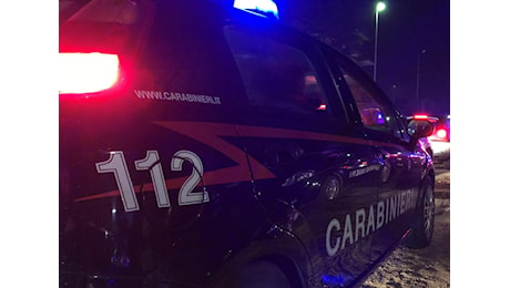 La fa salire in auto con una scusa e la porta a casa, poi la violenta: terrore nel Palermitano