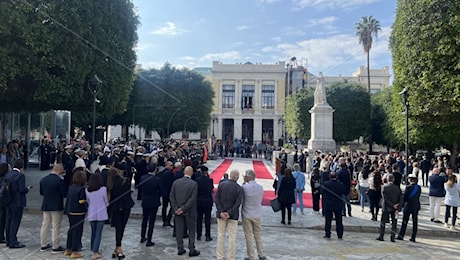 4 novembre - Dall’omaggio ai caduti in guerra ai messaggi di pace, Reggio Calabria celebra la Giornata dell’Unità nazionale e delle forze armate