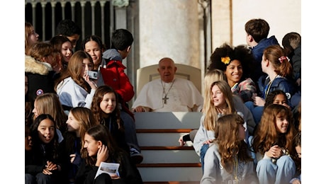 L'udienza. Il Papa: troppa la sofferenza in Ucraina e Terra Santa. Poi guarda alla Cina