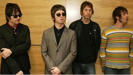 Oasis, tornano in vendita 50mila biglietti del loro tour dopo l’annullamento dei tagliandi acquistati sui siti secondari