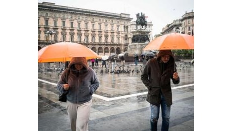 Vento forte in Campania, allerta meteo prorogata fino al 27 dicembr