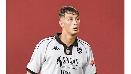 Serie B, due pali fermano lo Spezia: 0-0 col Bari