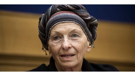 Emma Bonino ricoverata in terapia intensiva per problemi respiratori