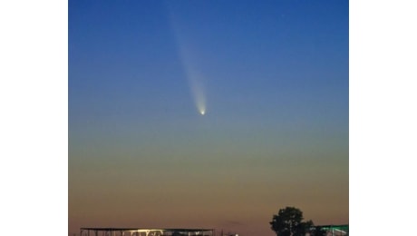 La cometa Atlas a Punta Braccetto, la