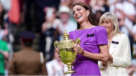 Kate Middleton, ritorno regale a Wimbledon tra viola e sorrisi