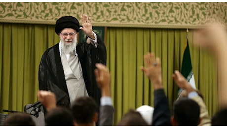 Khamenei, fatwa contro il premier israeliano: «Deve essere giustiziato, non arrestato»