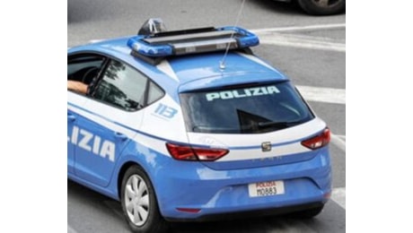 Poliziotti aggrediti da un parcheggiatore abusivo: arrestato 43enne