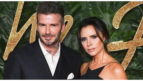 David Beckham, il figlio Brooklyn sempre più lontano dalla famiglia a causa della moglie Nicola Peltz. «Con lei hanno chiuso»
