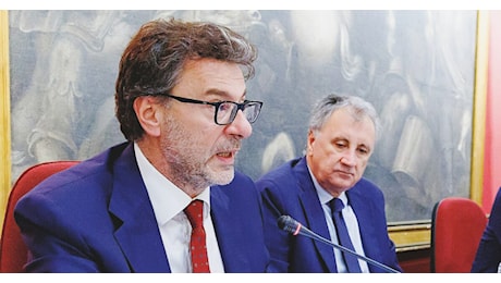 Giorgetti mani di forbice: “Faremo tagli significativi”