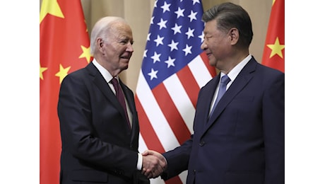 Biden-Xi, l'ultima stretta di mano prima che parta lo scontro sui dazi