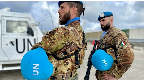 Unifil, come funziona la missione Onu e cosa fanno i caschi blu italiani. «Non lasciamo le nostre posizioni»