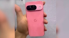 Pixel 9 di Google, un video lo mostra in versione rosa shocking. Confermati i bordi piatti