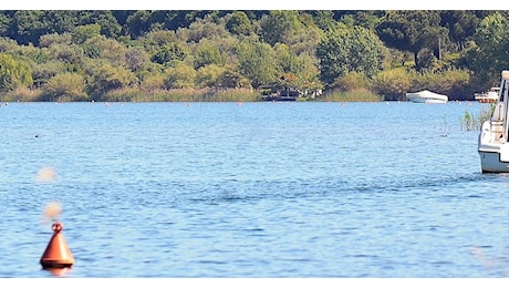 Militare trovato morto nel lago di Bolsena: disperso durante un’esercitazione di salvataggio