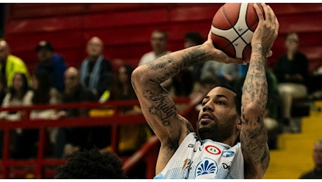 Napoli Basket-Tortona 92-83, un'altra vittoria da sogno per sperare nella salvezza