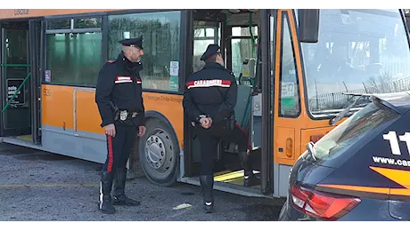 Roma. Sull’autobus 4 rapine in rapida successione. I Carabinieri arrestano 4 persone: rapina aggravata, tentata estorsione, violenza e resistenza a P.U., interruzione di pubblico servizio