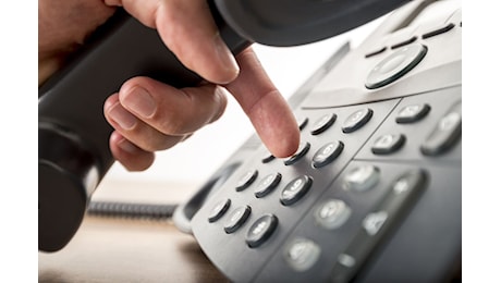 Stop alle chiamate dei call center esteri con numeri camuffati: la proposta di AGCOM