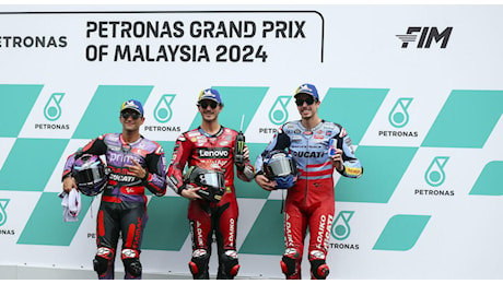 MotoGP, Gran Premio Malesia: Bagnaia cade nella Sprint Race. Jorge Martin trionfa e vola a +29 (e potrebbe vincere il titolo)