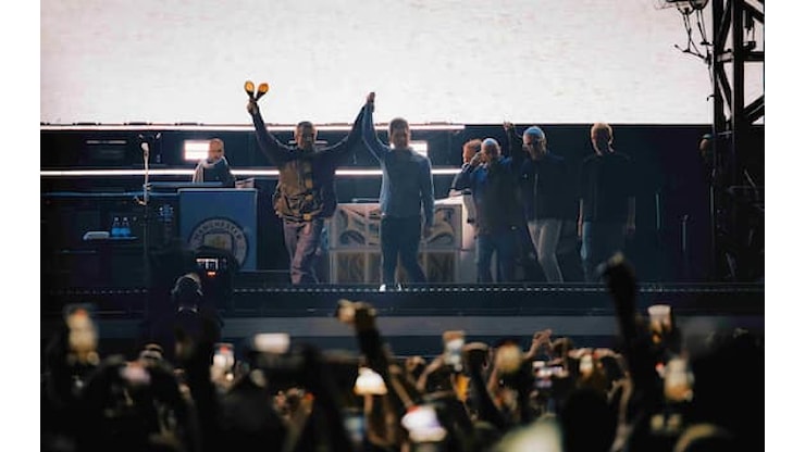 Oasis Live '25, a Cardiff tra i fan dei fratelli Gallagher - Sky TG24 Oasis Live '25, a Cardiff tra i fan dei fratelli Gallagher - Sky TG24