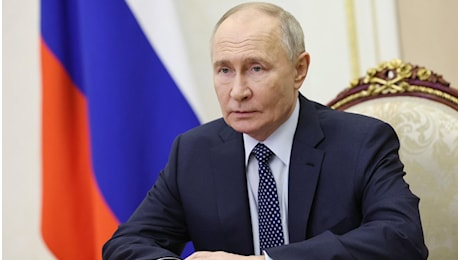 Putin nel messaggio di fine anno: “Orgogliosi”. E Xi Jinping promette di promuovere la “pace nel mondo”